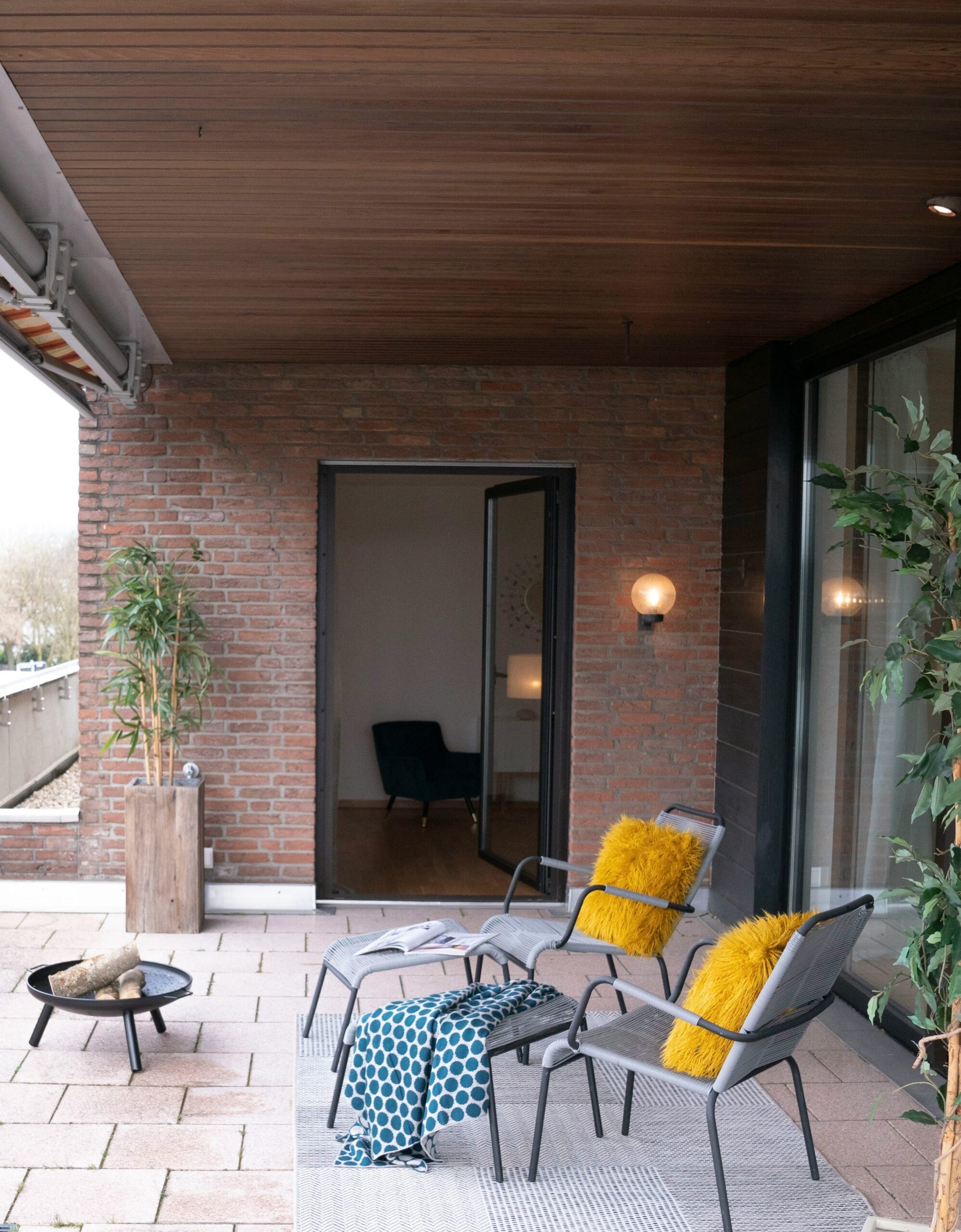 jana-heinemann-yqo3ByB6NxQ-unsplash (2)-2-3-rectangle